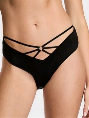 NWT Victoria's Secret Very Sexy Strappy Ring Hardware Open-Back Cheeky Size: M